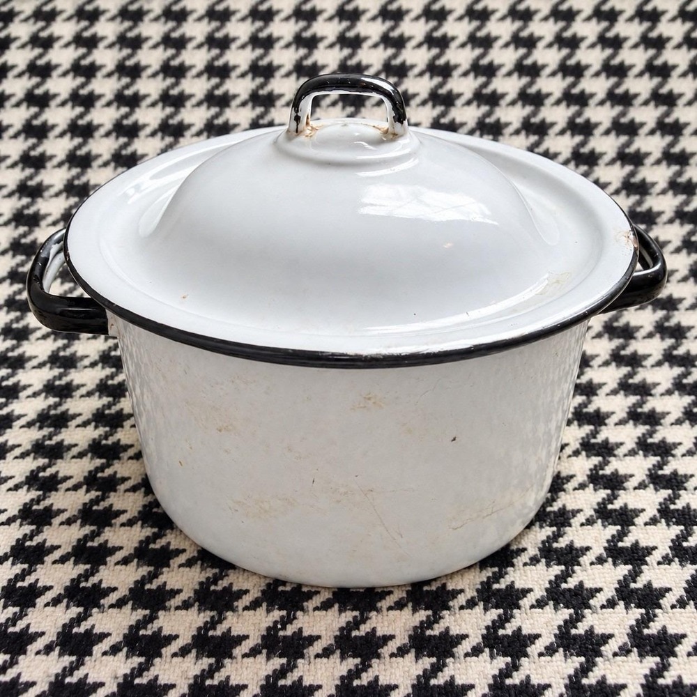 VTG White Enamelware Stock Pot Lid Black Trim Farmhouse Cottage Kitchen 8"